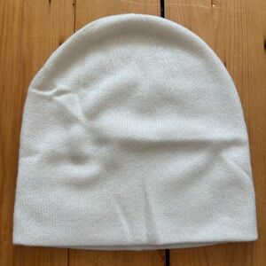 Eric Bompard cashmere hat